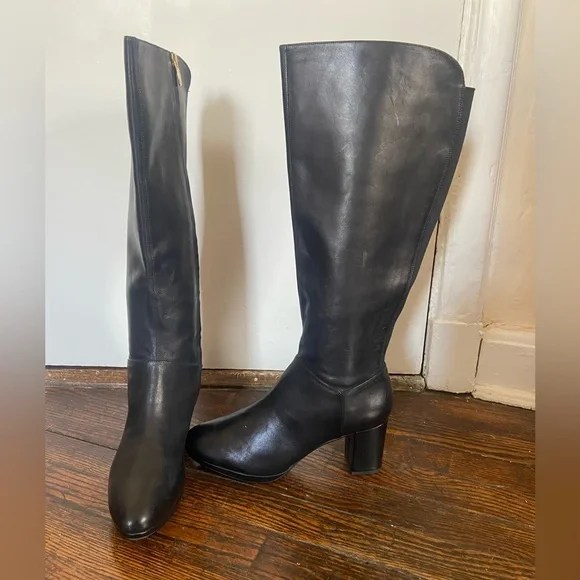 Clarks Sz 10 Knee High Leather Boots - Picture 5 of 8